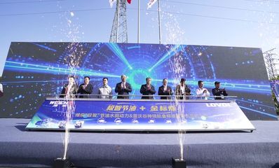 新质生产力再上“新”，雷沃谷神领航金标版履带机重磅发布